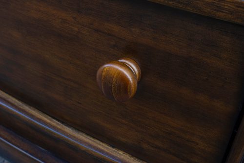 Nightstand with three drawers - Bahama Shutterwood - knob detail - CF-1136-0158